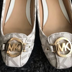 Michael Kors flats